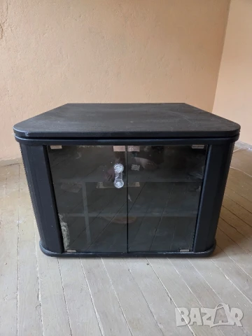 тв барче с въртяща основа