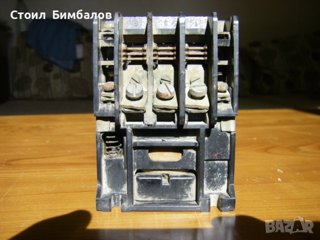 Три броя български контактори К25Е /500Волта/25Ампера, бобина на 220 Волта, снимка 6 - Други машини и части - 42756064