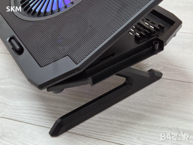 Охладителна подложка за лаптоп Genesis Oxid 850 RGB / 17.3" / Метална / Гаранция Laptop.bg, снимка 6 - Други - 54264814