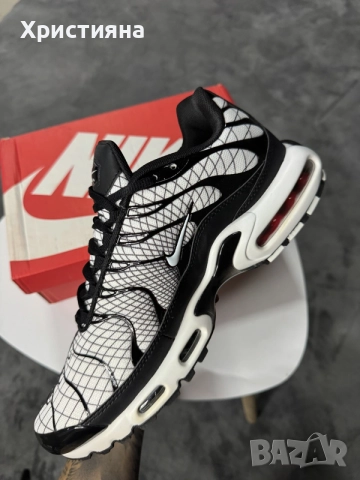 Nike Air Max Plus Black/ White-Black, снимка 3 - Маратонки - 56452210