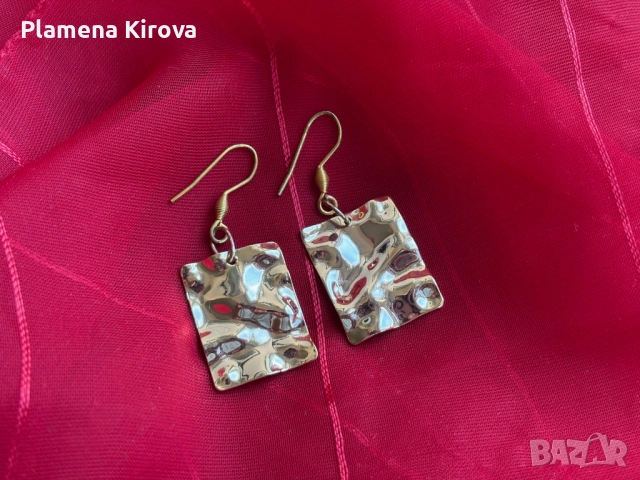 Обеци с релефен дизайн | Позлатено покритие, снимка 2 - Обеци - 54223541