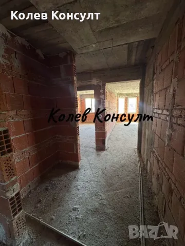 Продавам двуетажна къща в град Хасково,кв.Болярово , снимка 6 - Къщи - 50299231