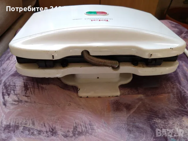 Тостер за сандвичи Tefal 700W, снимка 5 - Тостери - 49318097