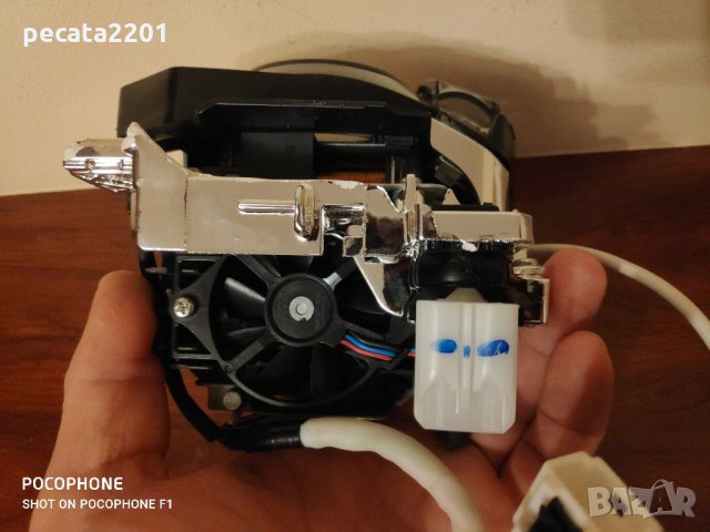 Продавам - Led лупа от оригинален ляв фар за Toyota C-HR, снимка 7 - Части - 30967672