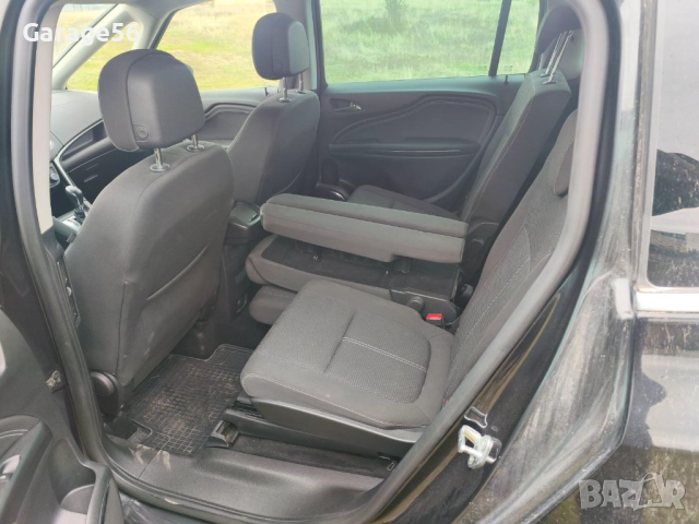 Opel Zafira C tourer 2.0 160к.с., снимка 8 - Автомобили и джипове - 49911834
