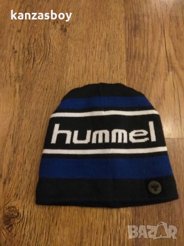 hummel - страхотна зимна шапка КАТО НОВА, снимка 3 - Шапки - 34971579