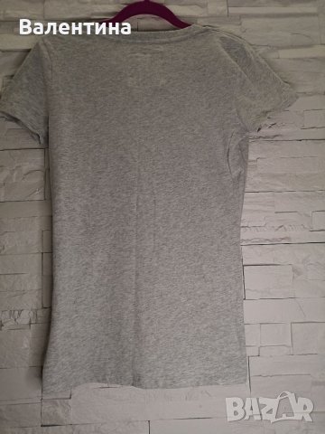 Разпродажба! Abercrombie & Fitch маркова дамска тениска, L, снимка 4 - Тениски - 38252311