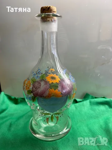 Стъклена бутилка, гарафа, ръчно изрисувана, винтидж