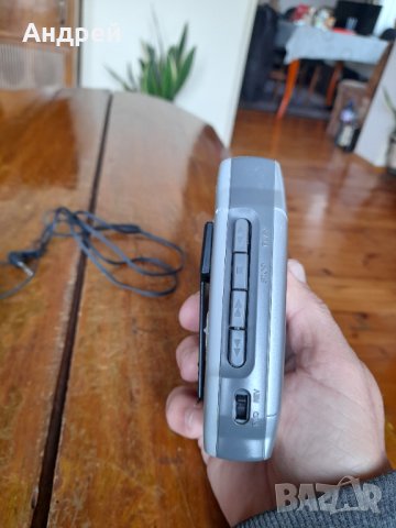 Стар уокмен Аiwa, снимка 4 - Антикварни и старинни предмети - 40521405