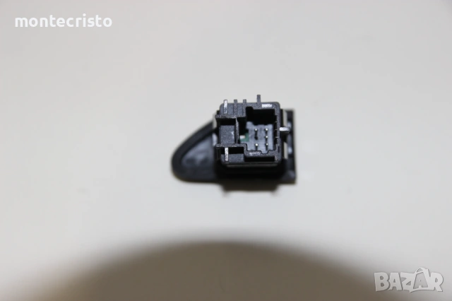 Бутон аварийни светлини Renault Clio IV (2013-2016г.) Renault Captur (2013-2017г.) 252907372R, снимка 3 - Части - 53196903