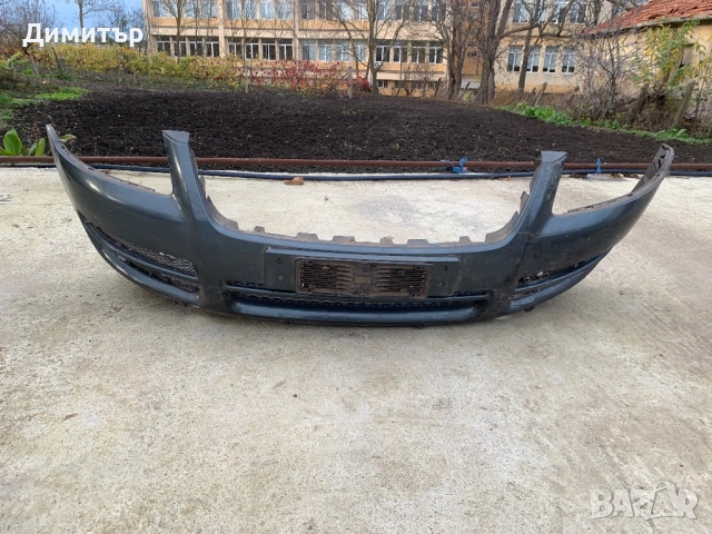 Предна броня VW TOUAREG, снимка 2 - Части - 53295424