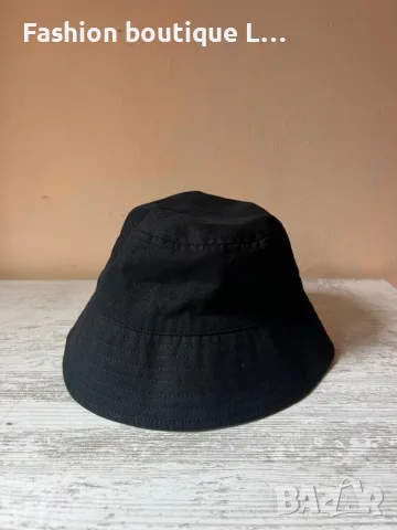 H&M Дамска черна шапка M / L размер 🖤