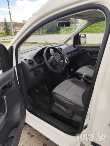 Vw caddy 1.6 tdi, снимка 8 - Автомобили и джипове - 54173778