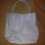 Бяла чанта естествена кожа , снимка 1 - Чанти - 40535675