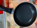 Немски тиган 20 см. / Незалепващо покритие, снимка 3