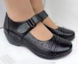 Черни дамски обувки с каишка, снимка 1 - Дамски ежедневни обувки - 29963252