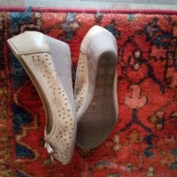 Дамски бежови обувки № 38, снимка 2 - Дамски ежедневни обувки - 36592429