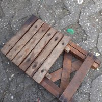 Соц.малко дървено столче, снимка 6 - Екипировка - 39562535