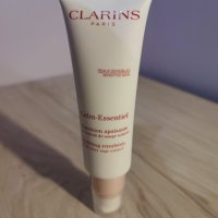 Clarins calm essential , снимка 1 - Козметика за лице - 44326452