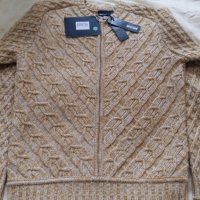 Продавам уникален пуловер на ROBERTO CAVALLI, снимка 1 - Пуловери - 34937827