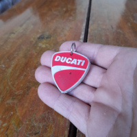 Стар ключодържател Ducati, снимка 2 - Други ценни предмети - 44516212