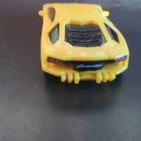 Lamborghini от шоколадово яйце киндерсюрприз, снимка 3 - Коли, камиони, мотори, писти - 29107259