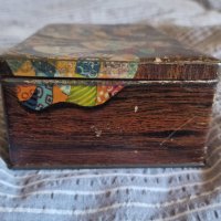 Антична метална кутия, 1940г, снимка 6 - Антикварни и старинни предмети - 40059546