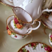 Сервиз за чай/кафе Royal Albert Old County Rose , снимка 3 - Сервизи - 40595857