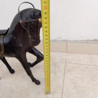 Стара кожена статуетка на кон, снимка 2 - Антикварни и старинни предмети - 31771362
