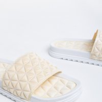 Удобни дамски чехли в бял цвят с анатомично ходило, снимка 6 - Чехли - 44383552