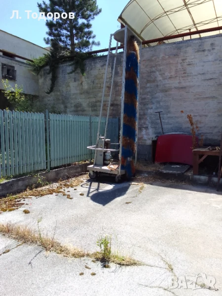 Продавам самоходна автомивка за камиони и автобуси , снимка 1