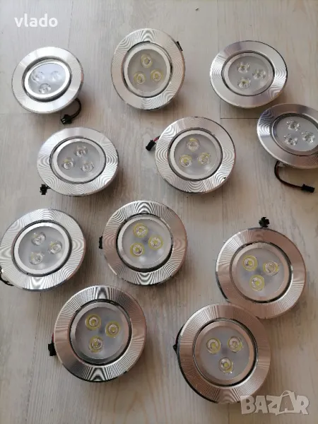 Лед лунички, снимка 1