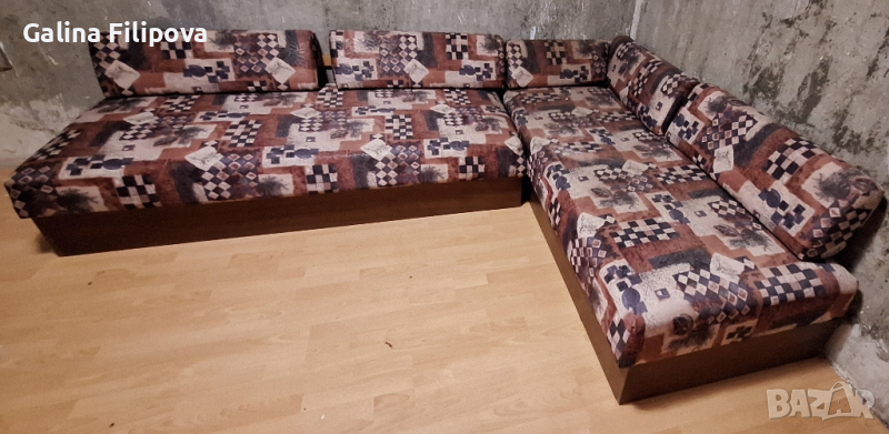 Ъглов диван+2 табуретки, снимка 1