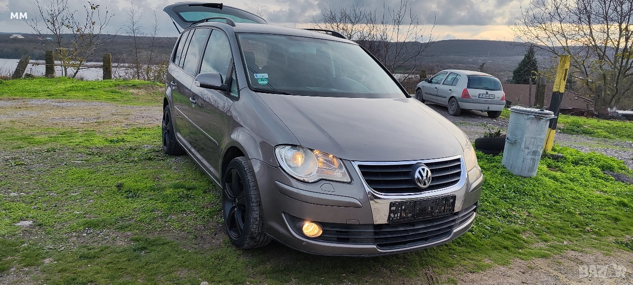 Фолксваген Туаран 105к Феис 6 скорости, снимка 1