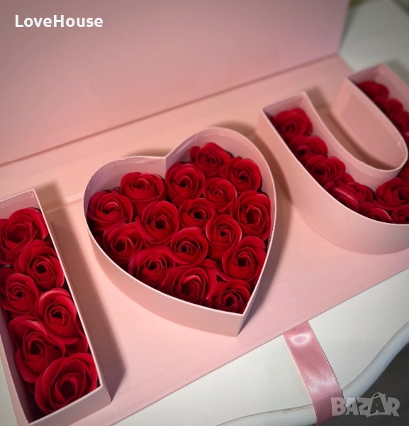 LOVE Deluxe Box с червени сапунени рози - идеалният подарък , снимка 1