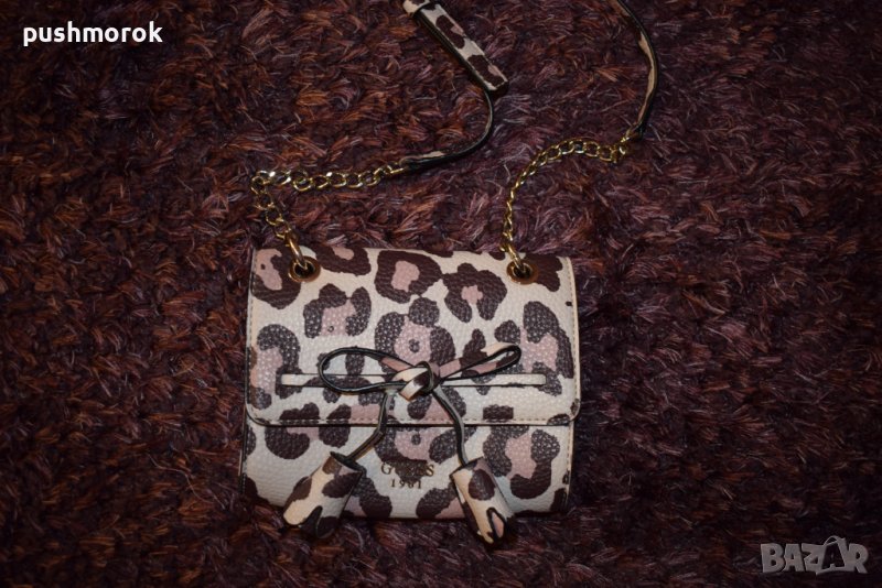 GUESS малка дамска чанта, снимка 1