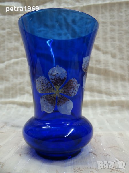 Ваза от синьо стъкло, снимка 1