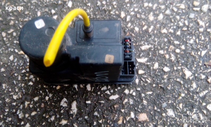 вакуум помпи мерцедес, снимка 1