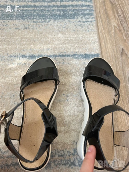 Черни сандали на платформа, снимка 1