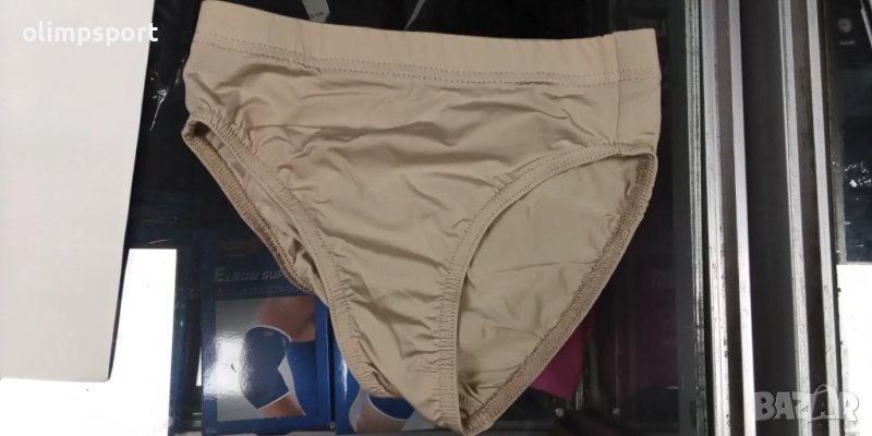 бельо под трико за художествена гимнастика ново телесен цвят произведено в България размер 28, 32, снимка 1