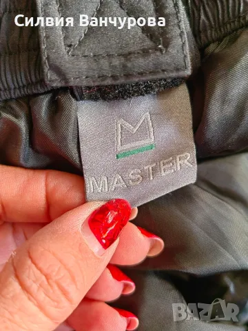 Оригинален ски  гащеризон на Master , снимка 4 - Спортни екипи - 48755577