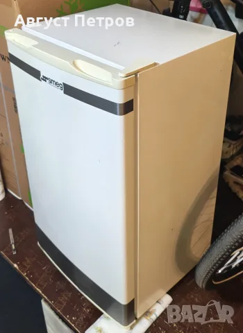 Haier HTTF-406W (81 литра) - Малък хладилник Haier - Smeg Style / Brushed Steel , снимка 4 - Хладилници - 56061737
