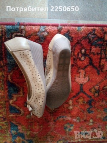 Дамски бежови обувки № 38, снимка 2 - Дамски ежедневни обувки - 36592429