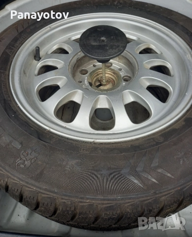 Резервна гума 15 цола БМВ , снимка 2 - Гуми и джанти - 52026957