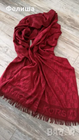 Разкошен Монограмен Шал с Брандово Лого, Тъмно Червен Шал КОД МК1, снимка 2 - Шалове - 50206458