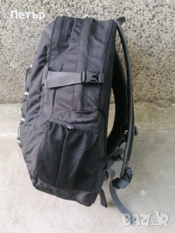 Продавам чисто нова раница The North Face borealis classic, снимка 7 - Раници - 50939003