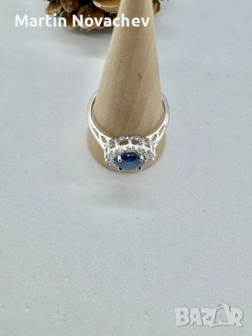 Сребърен пръстен със синтетичен сапфир , снимка 4 - Пръстени - 53331648