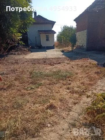 Продавам 2 къщи в 1 двор на главен път в с.Гложене, снимка 10 - Къщи - 56156128