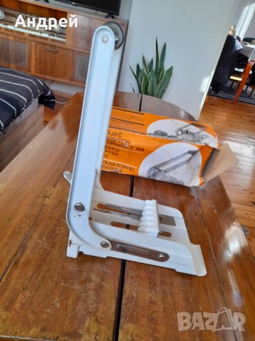 Стар кухненски уред за рязане на картофи, снимка 5 - Антикварни и старинни предмети - 38605702