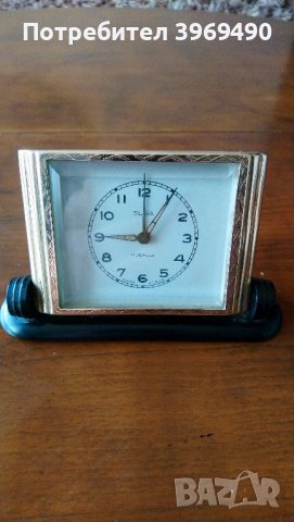 Съветски часовник., снимка 1 - Антикварни и старинни предмети - 44443912